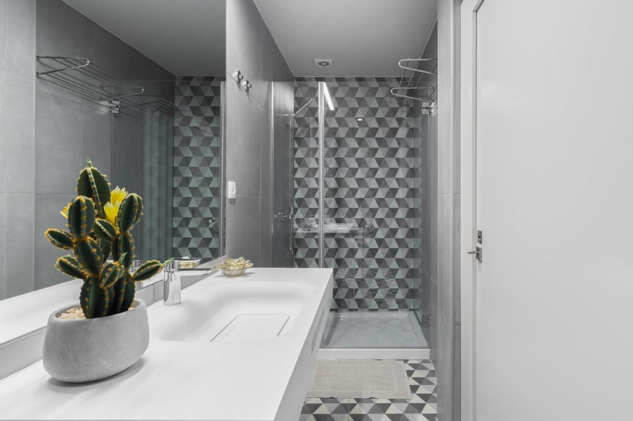 Charming Luxurious Flat With Garage By Host Wise Lägenhet OOporto Exteriör bild
